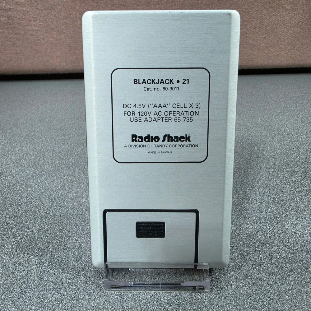Radio Shack Blackjack 21 Handheld Game EC-21 with box Manual Works